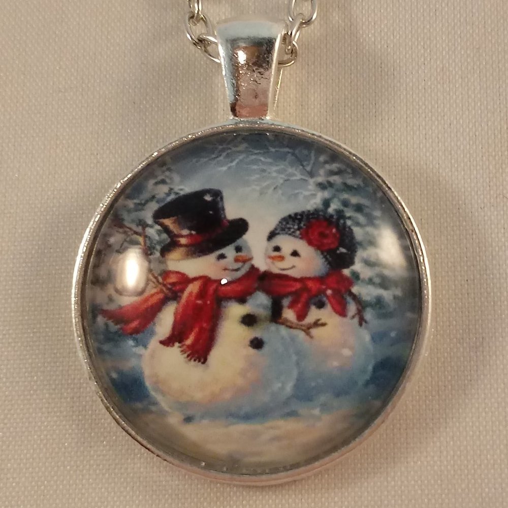 Silver Snowman Snowpeople Cabochon Pendant Necklace 20" Party Gift